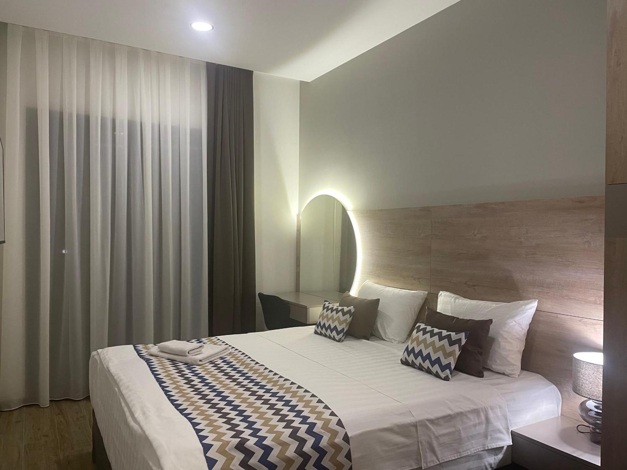 4Guest Hotel Erivan Exterior foto