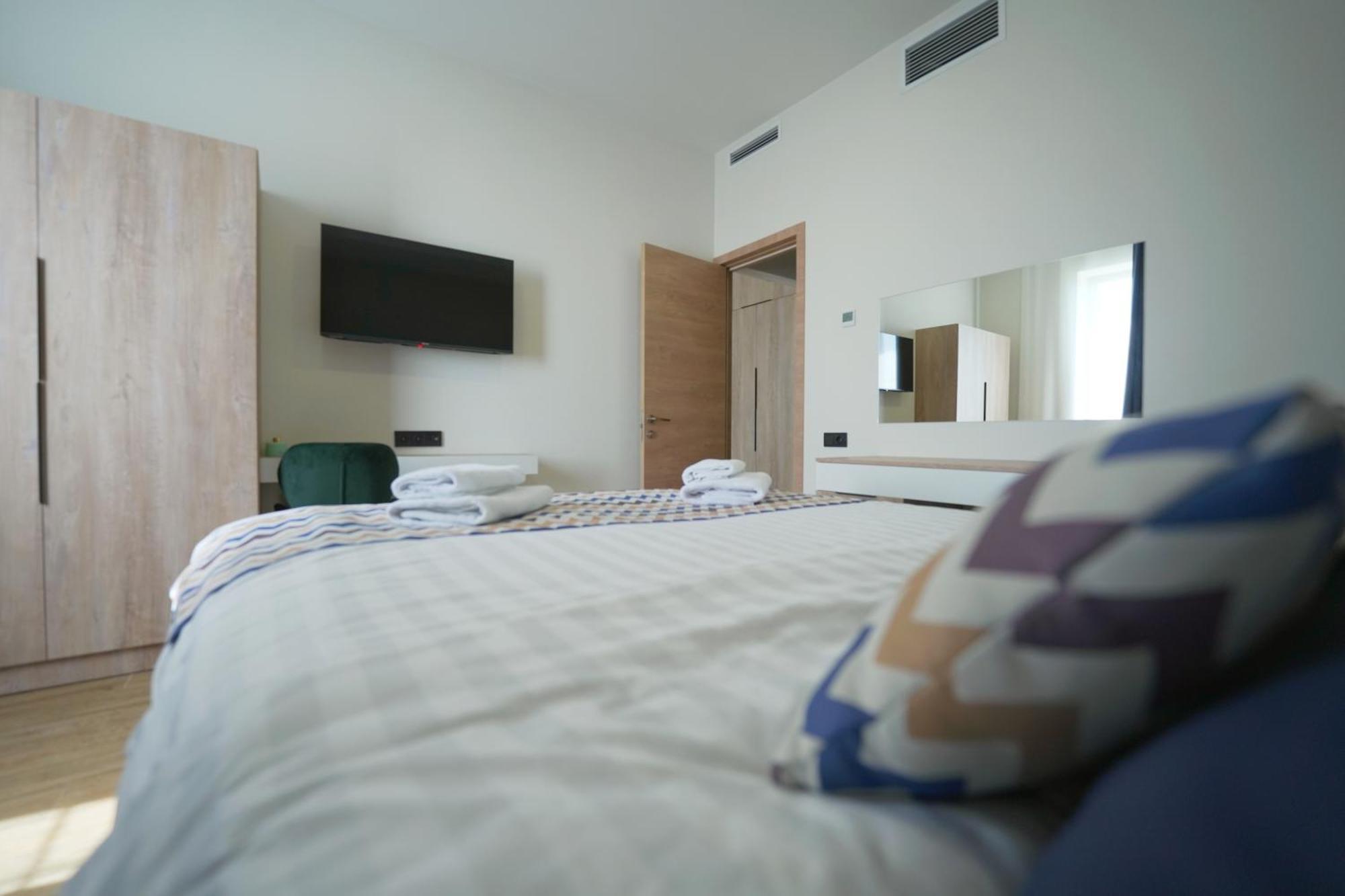 4Guest Hotel Erivan Exterior foto