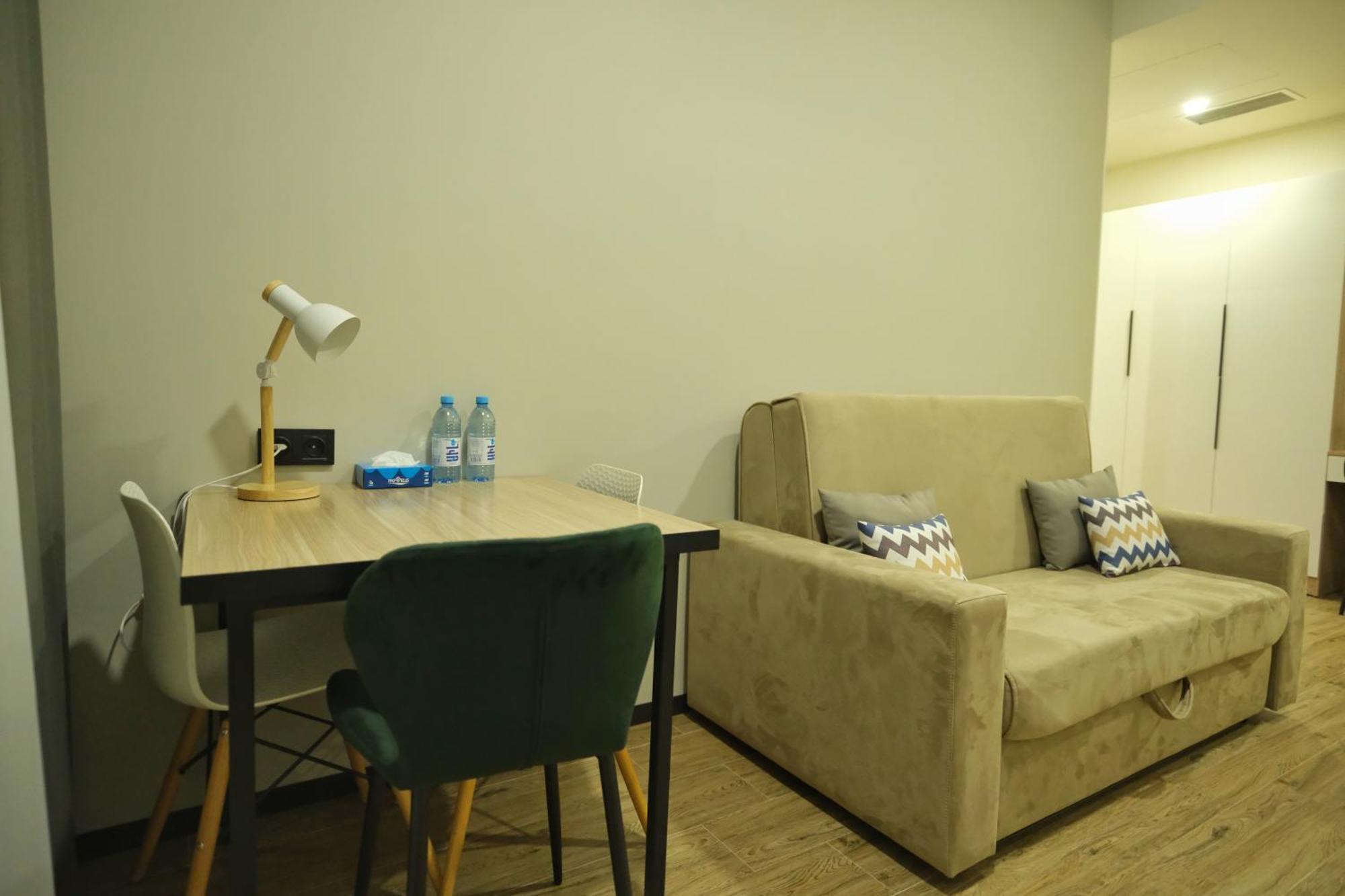 4Guest Hotel Erivan Exterior foto